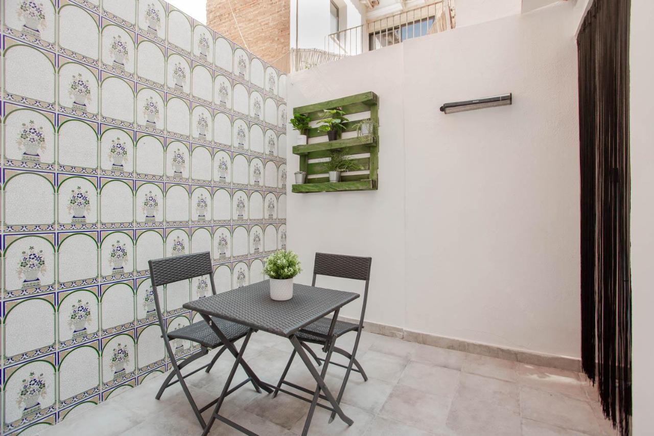 Lovely Home With Sunny Patio Near The Beach Valencia Buitenkant foto