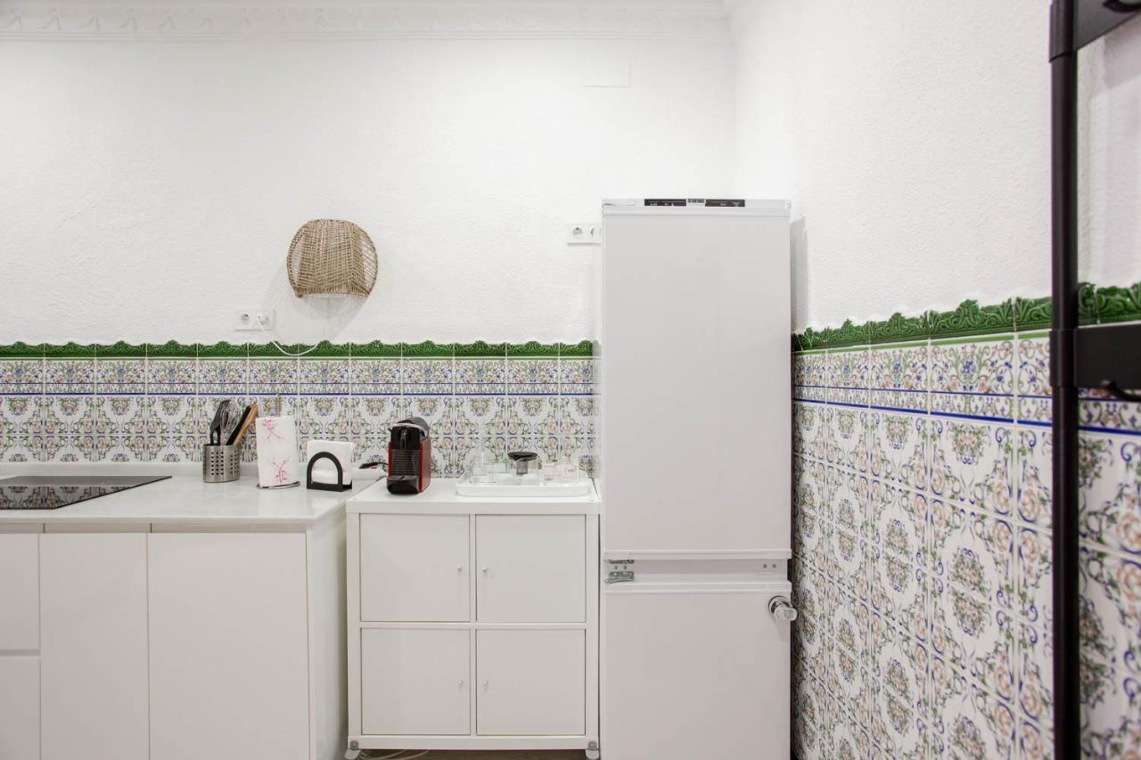 Lovely Home With Sunny Patio Near The Beach Valencia Buitenkant foto